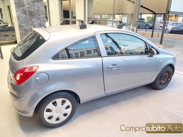OPEL Corsa usata, con Climatizzatore