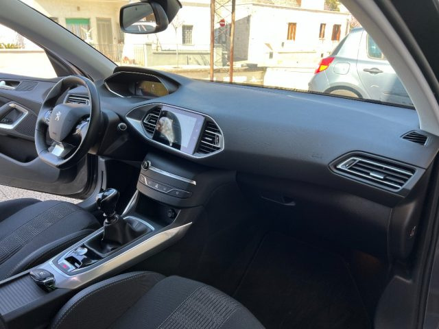 PEUGEOT 308 usata 9