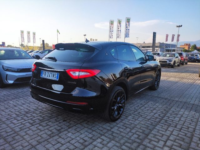 MASERATI Levante usata, con Cerchi in lega
