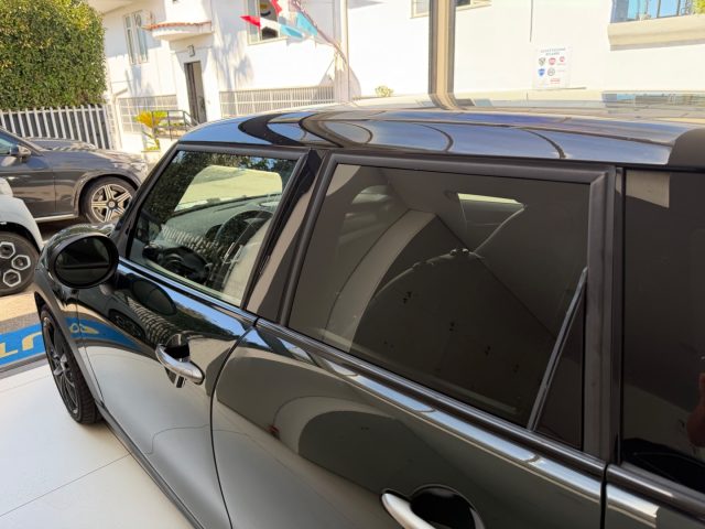 MINI Cooper usata, con USB