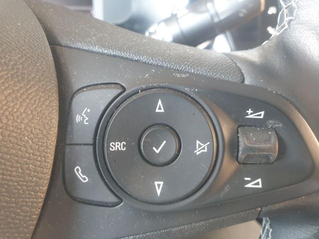 OPEL Corsa-e usata, con Controllo automatico clima