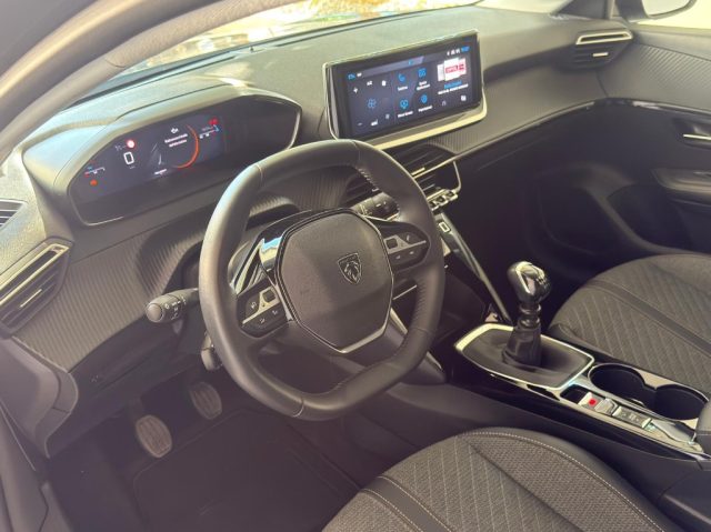PEUGEOT 208 usata, con Specchietti laterali elettrici