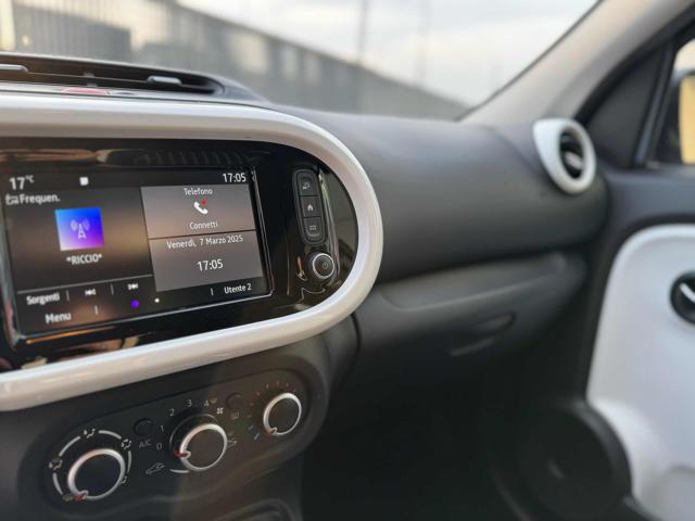 RENAULT Twingo usata, con Autoradio