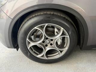 ALFA ROMEO Stelvio usata, con Sensori di parcheggio posteriori