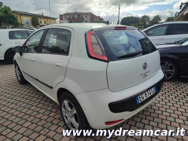 FIAT Grande Punto usata 12