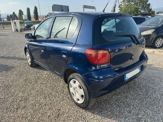 TOYOTA Yaris usata, con Autoradio