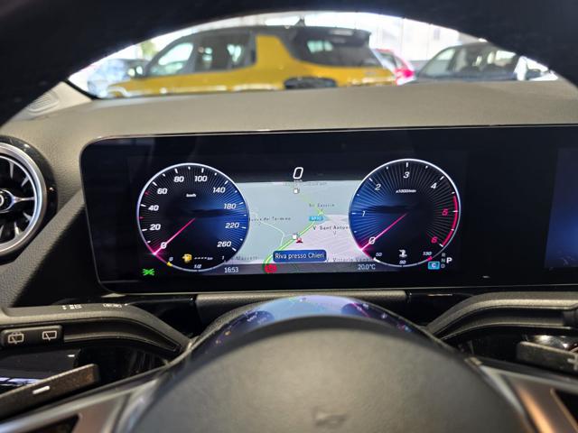 MERCEDES-BENZ GLA 200 usata, con Fendinebbia