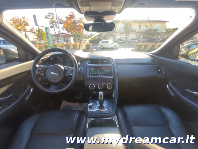 JAGUAR E-Pace usata, con Autoradio