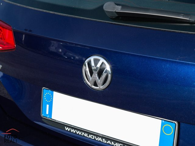 VOLKSWAGEN Passat Variant usata, con Sensori di parcheggio posteriori