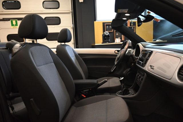 VOLKSWAGEN Maggiolino usata 31