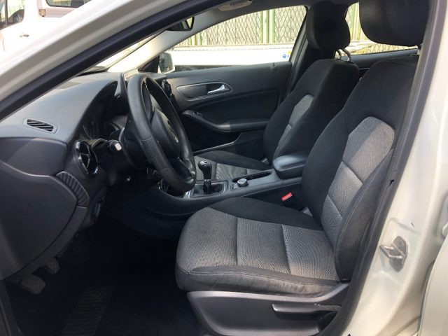 MERCEDES-BENZ GLA 180 usata, con Bracciolo