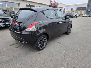 LANCIA Ypsilon usata, con Airbag