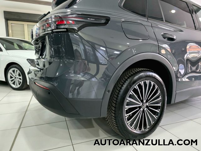 VOLKSWAGEN Tiguan usata, con Controllo elettronico della corsia