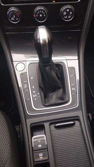VOLKSWAGEN Golf usata, con Luci diurne