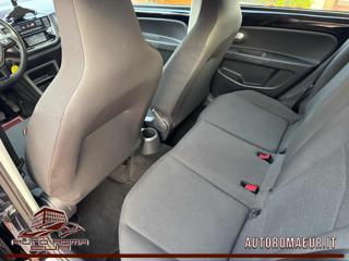 VOLKSWAGEN up! usata, con Fendinebbia