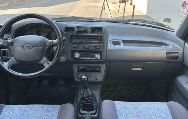 TOYOTA RAV 4 usata, con Alzacristalli elettrici