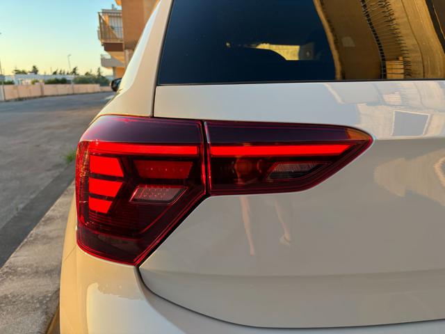 VOLKSWAGEN Polo usata, con Specchietti laterali elettrici