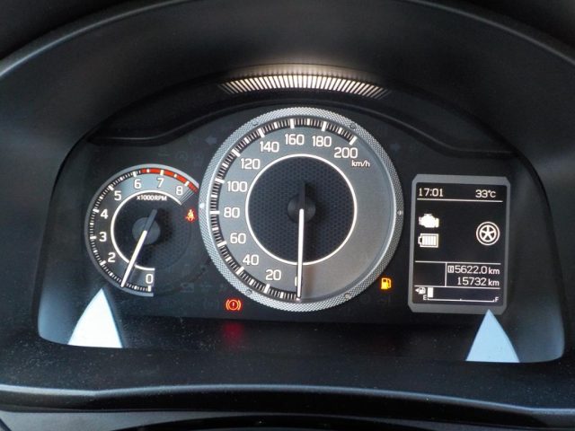 SUZUKI Ignis usata, con MP3