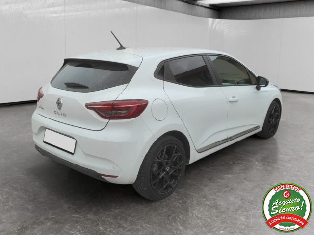 RENAULT Clio usata, con Autoradio