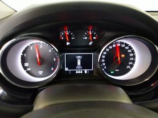 OPEL Astra usata, con Servosterzo