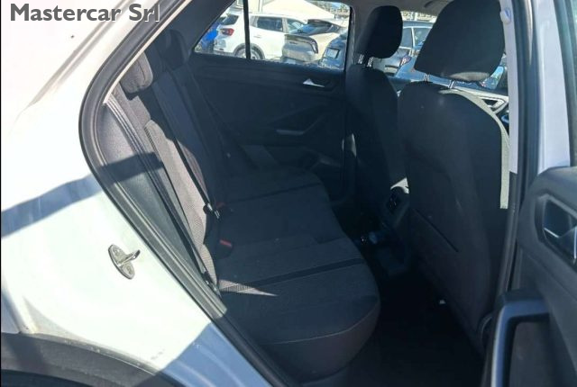 VOLKSWAGEN T-Roc usata, con Autoradio
