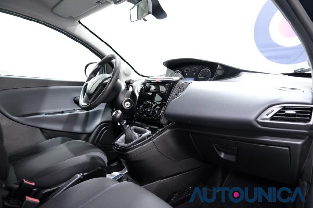 LANCIA Ypsilon usata 44