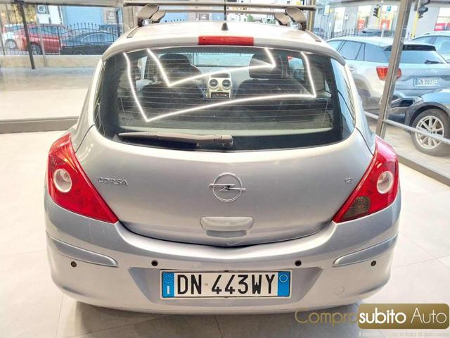 OPEL Corsa usata, con Chiusura centralizzata