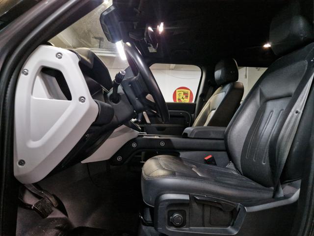 LAND ROVER Defender usata, con Boardcomputer