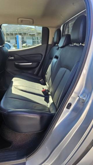 MITSUBISHI L200 usata, con Sensore di luce