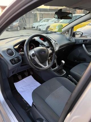 FORD Fiesta usata, con Specchietti laterali elettrici