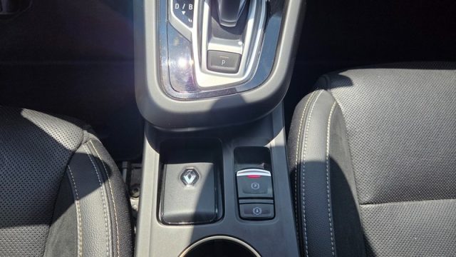 RENAULT Arkana usata, con USB