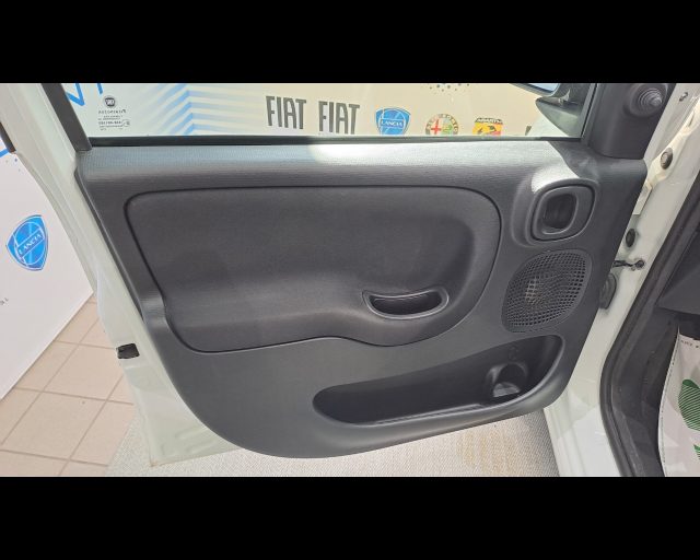 FIAT New Panda usata 19