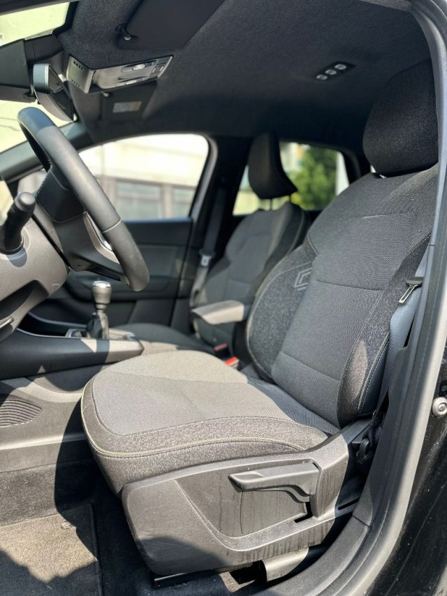 RENAULT Captur usata, con Bracciolo