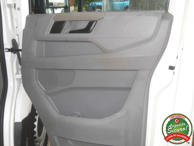 VOLKSWAGEN Crafter usata, con Airbag testa