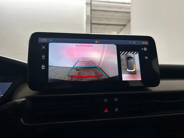 JEEP Avenger usata, con USB