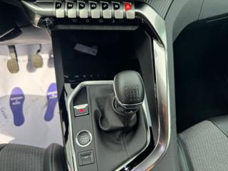 PEUGEOT 3008 usata, con Controllo automatico clima