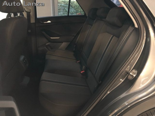 VOLKSWAGEN T-Roc usata, con Autoradio
