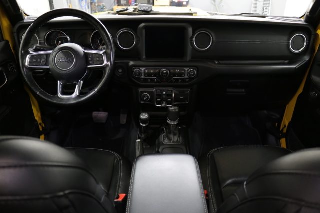 JEEP Wrangler usata, con Bracciolo