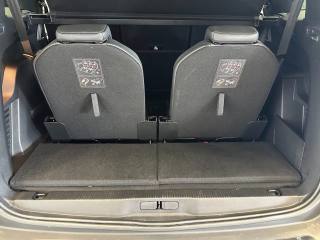 PEUGEOT 5008 usata, con Specchietto retrovisore con funzione antiabbagliamento