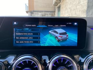 MERCEDES-BENZ GLA 200 usata, con Bracciolo