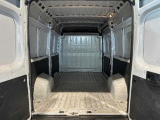 PEUGEOT Boxer usata, con ESP