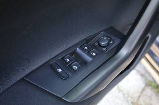 VOLKSWAGEN Taigo usata, con Spoiler