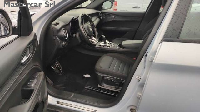 ALFA ROMEO Stelvio usata, con Autoradio