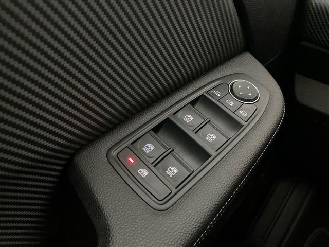 RENAULT Clio usata 28