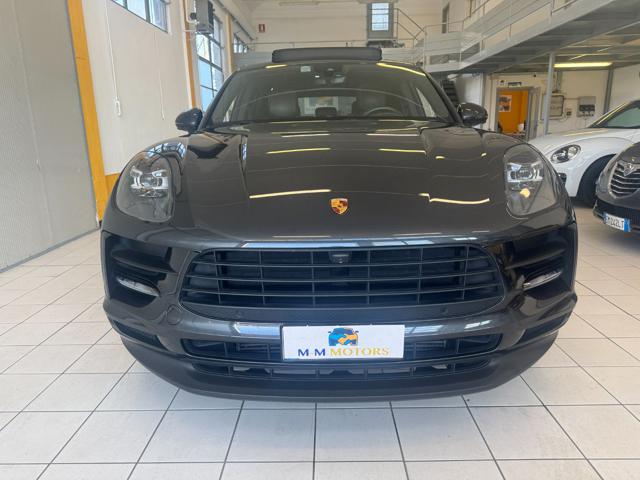 PORSCHE Macan usata, con Autoradio
