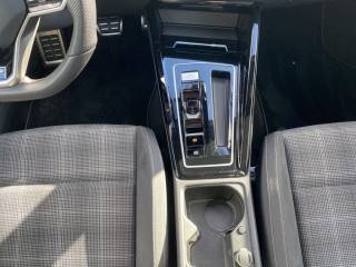 VOLKSWAGEN Golf usata, con ESP