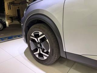 PEUGEOT 2008 usata, con Luci diurne LED