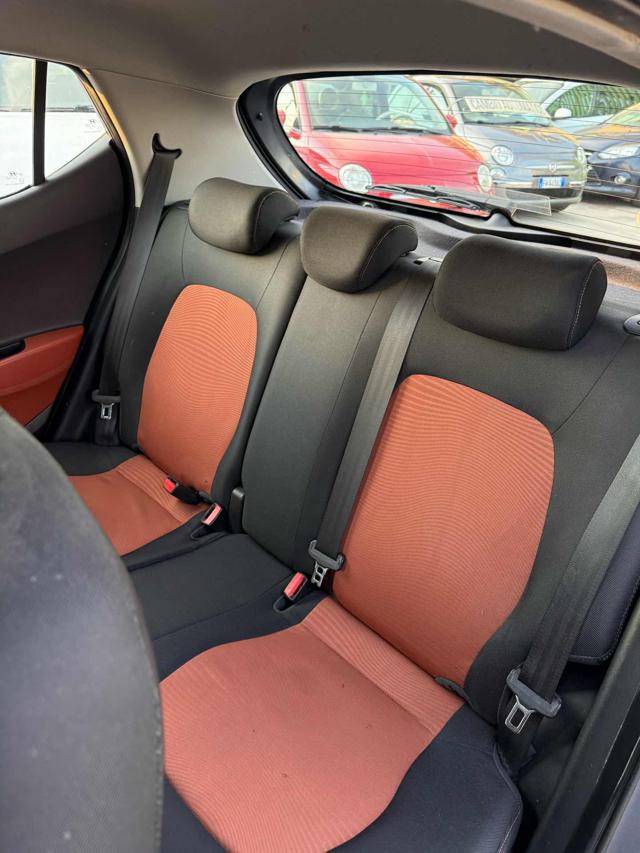 HYUNDAI i10 usata, con Servosterzo