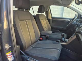 VOLKSWAGEN T-Roc usata, con Sensori di parcheggio posteriori