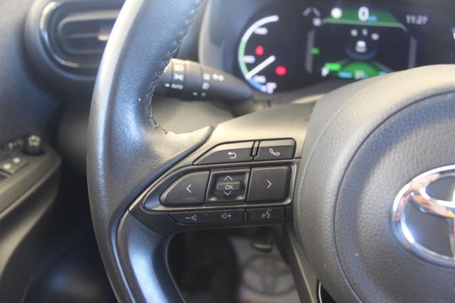 TOYOTA Yaris Cross usata, con Specchietti laterali elettrici